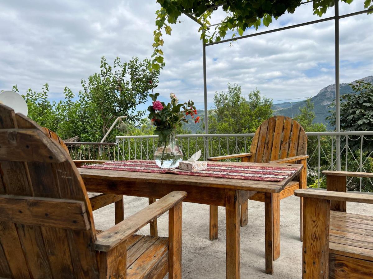 Arman Bed And Breakfast Halidzor Esterno foto